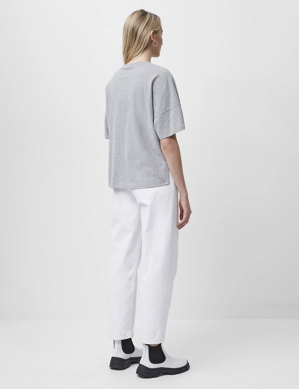 French Connection Pure Organic Cotton Relaxed T-Shirt 3 French Connection Pure Organic Cotton Relaxed T-Shirt - Image 3