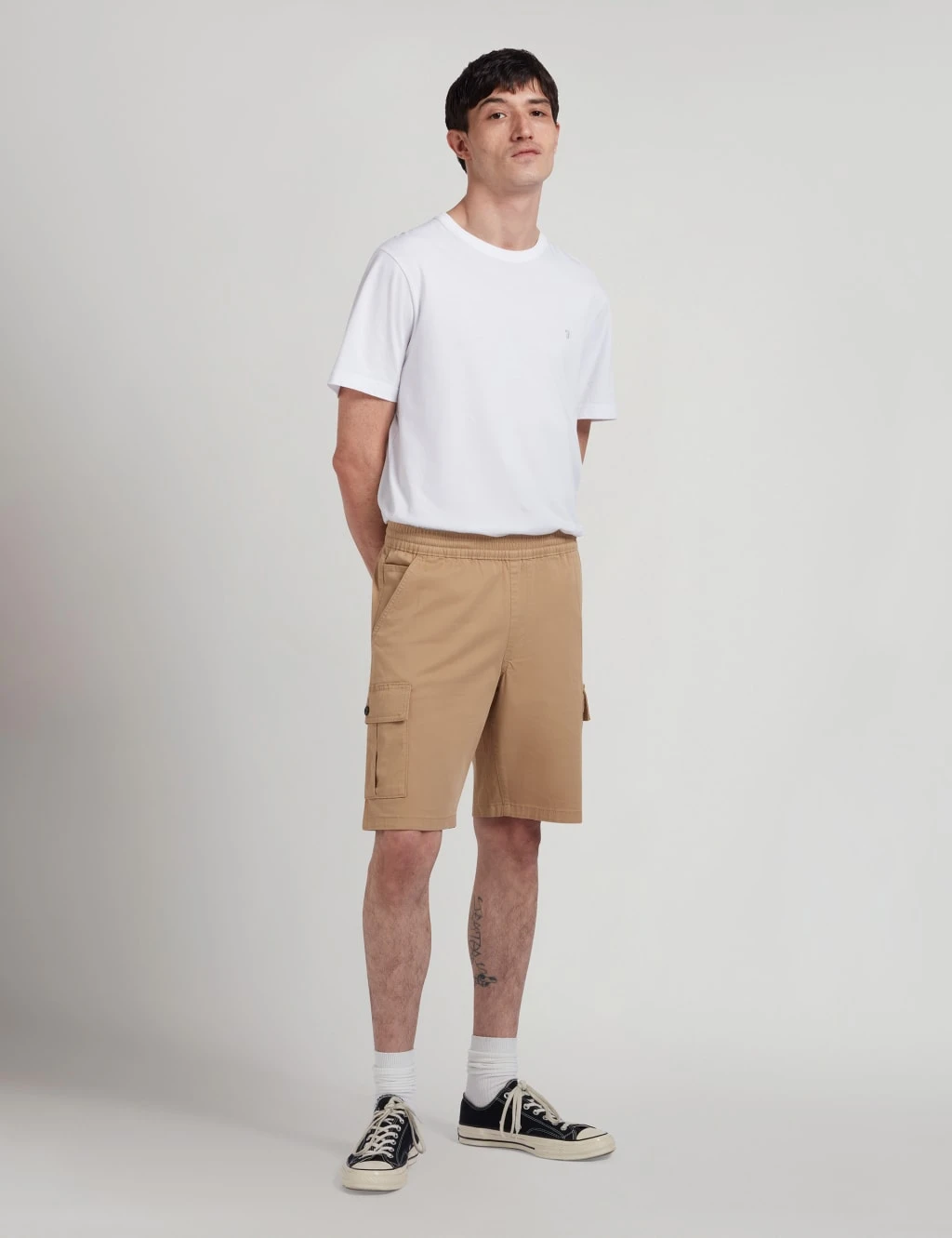Farah Cotton Rich Cargo Shorts 2 Farah Cotton Rich Cargo Shorts - Image 2