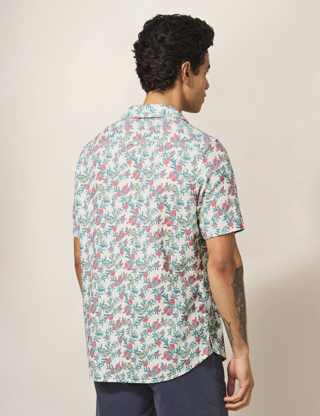 WHITE STUFF Pure Cotton Pomegranate Print Revere Shirt 3 WHITE STUFF Pure Cotton Pomegranate Print Revere Shirt - Image 3