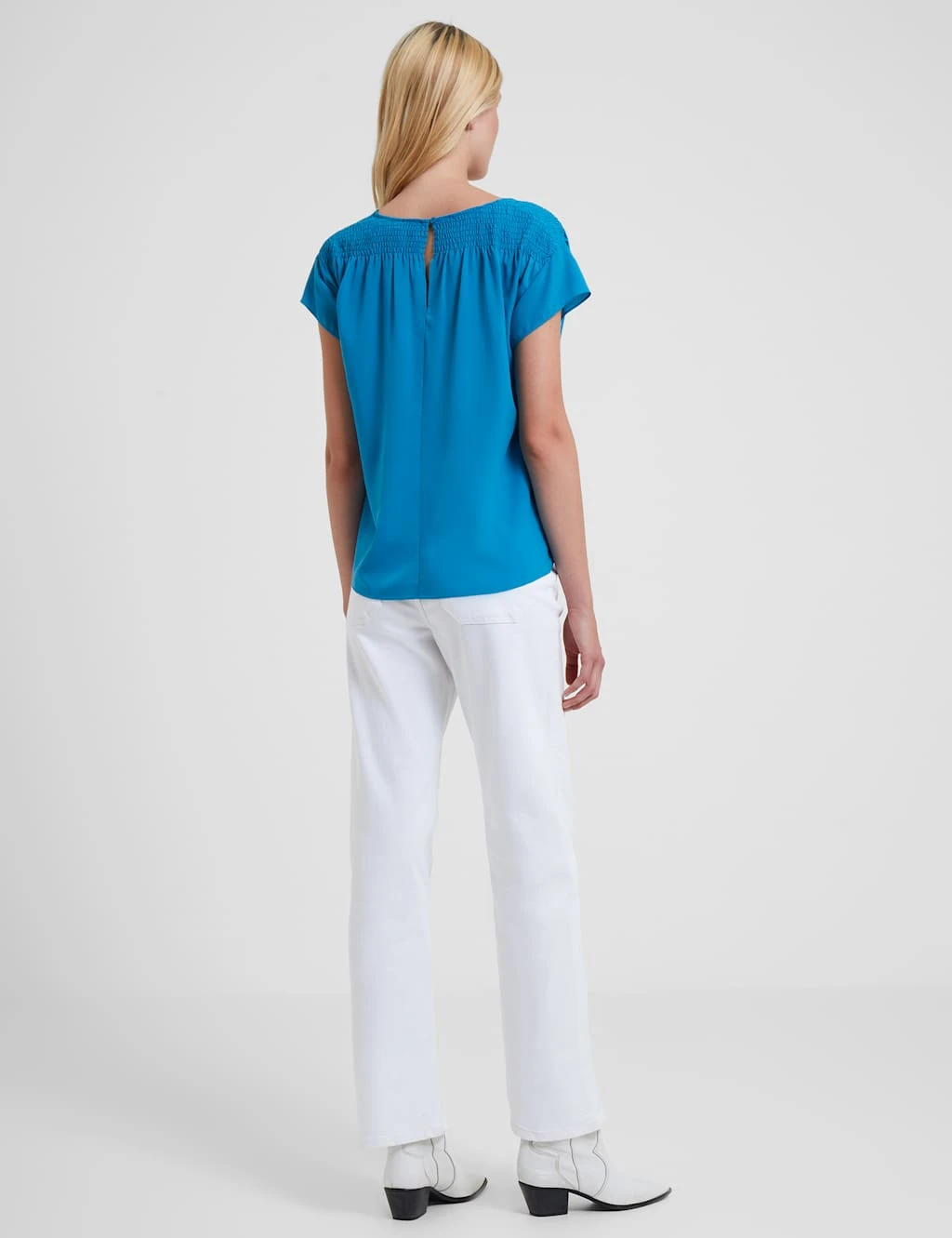 French Connection Crepe V-Neck Relaxed Blouse 4 French Connection Crepe V-Neck Relaxed Blouse - Image 4