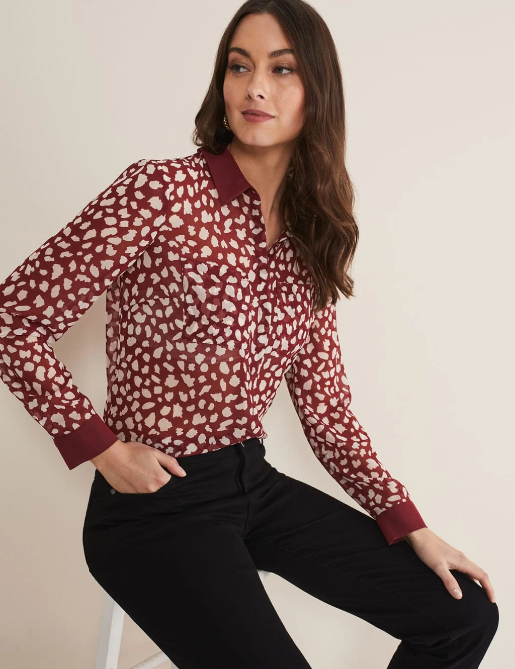 Printed Collared Blouse 3 Printed Collared Blouse - Image 3