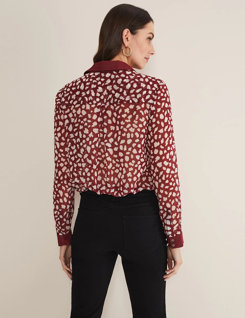 Printed Collared Blouse 4 Printed Collared Blouse - Image 4