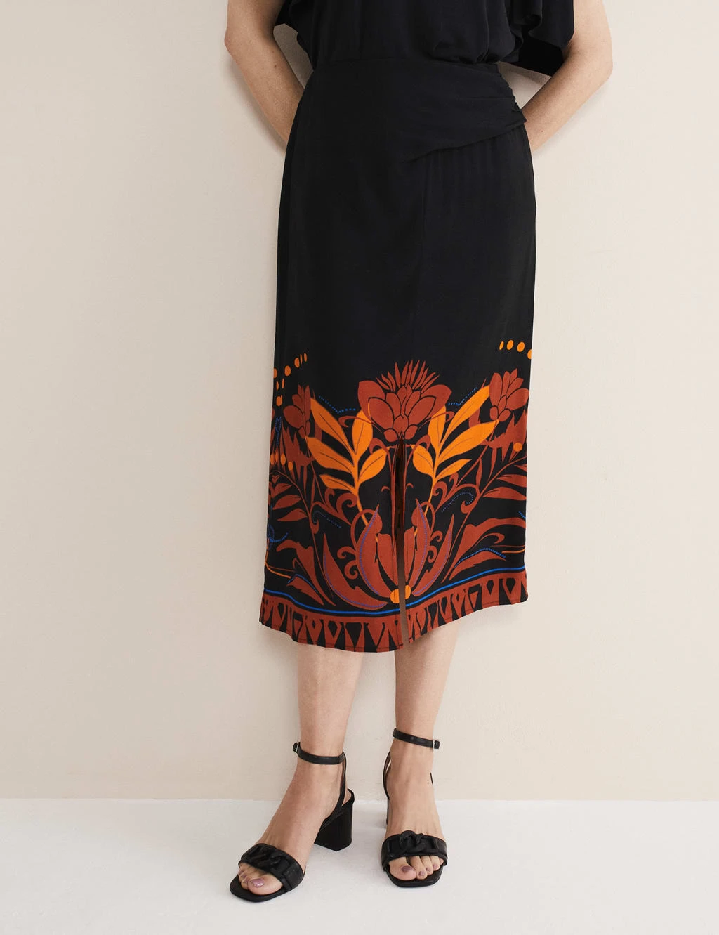 Printed Split Front Midi Pencil Skirt 4 Printed Split Front Midi Pencil Skirt - Image 4