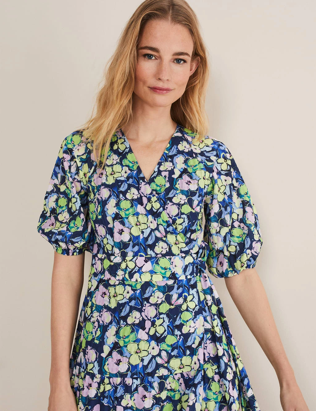 Floral V-Neck Tie Waist Maxi Wrap Dress 4 Floral V-Neck Tie Waist Maxi Wrap Dress - Image 4