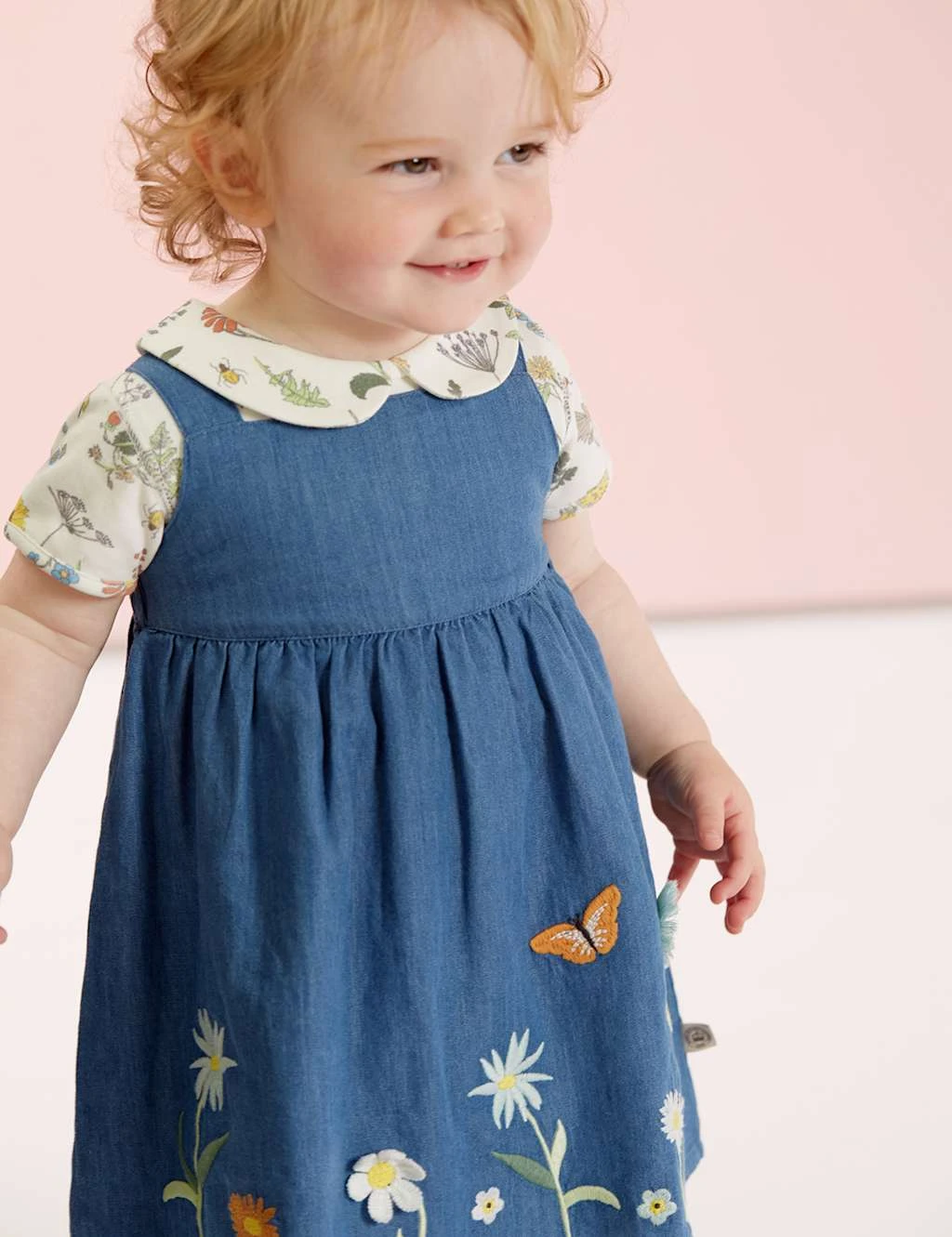 Frugi 2pc Organic Cotton Floral Outfit (0-4 Yrs) 2 Frugi 2pc Organic Cotton Floral Outfit (0-4 Yrs) - Image 2