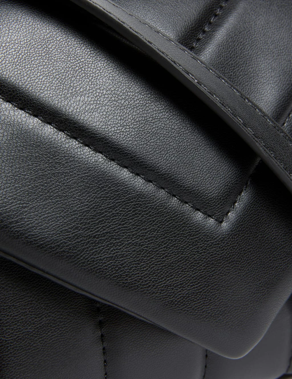 Quilted Mini Cross Body Bag 2 Quilted Mini Cross Body Bag - Image 2