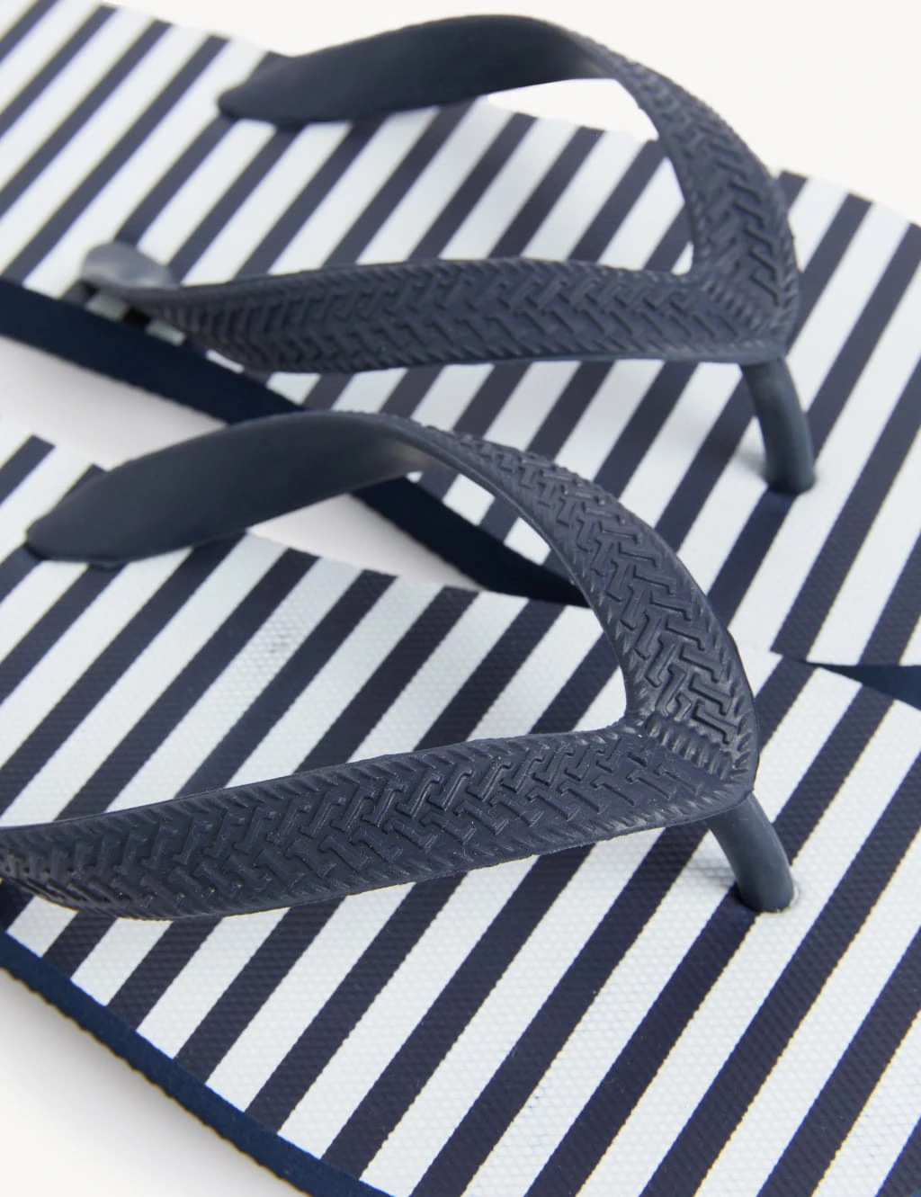 Animal Print Flat Flip Flops 3 Animal Print Flat Flip Flops - Image 3