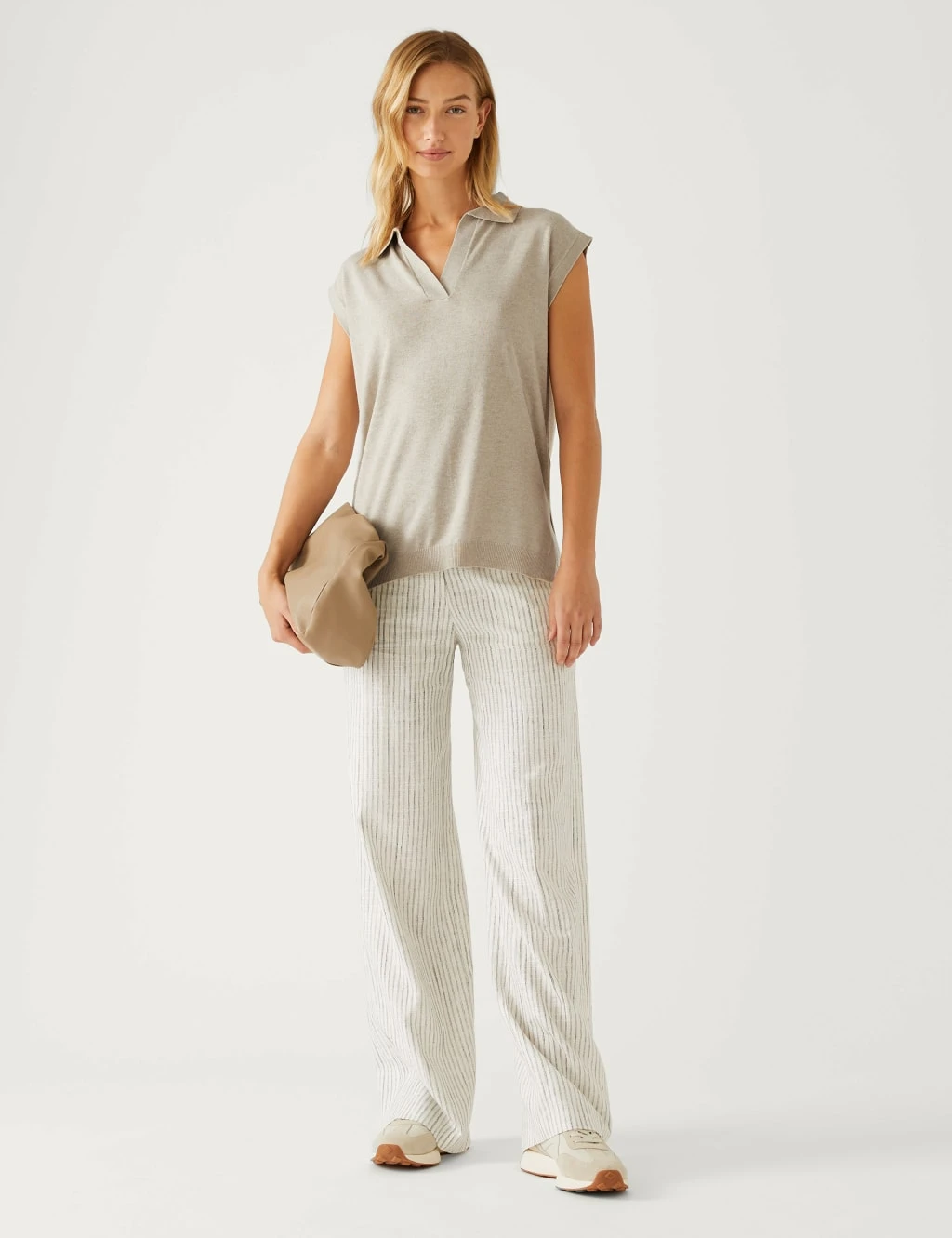 Collared Relaxed Knitted Vest With Linen 3 Collared Relaxed Knitted Vest With Linen - Image 3