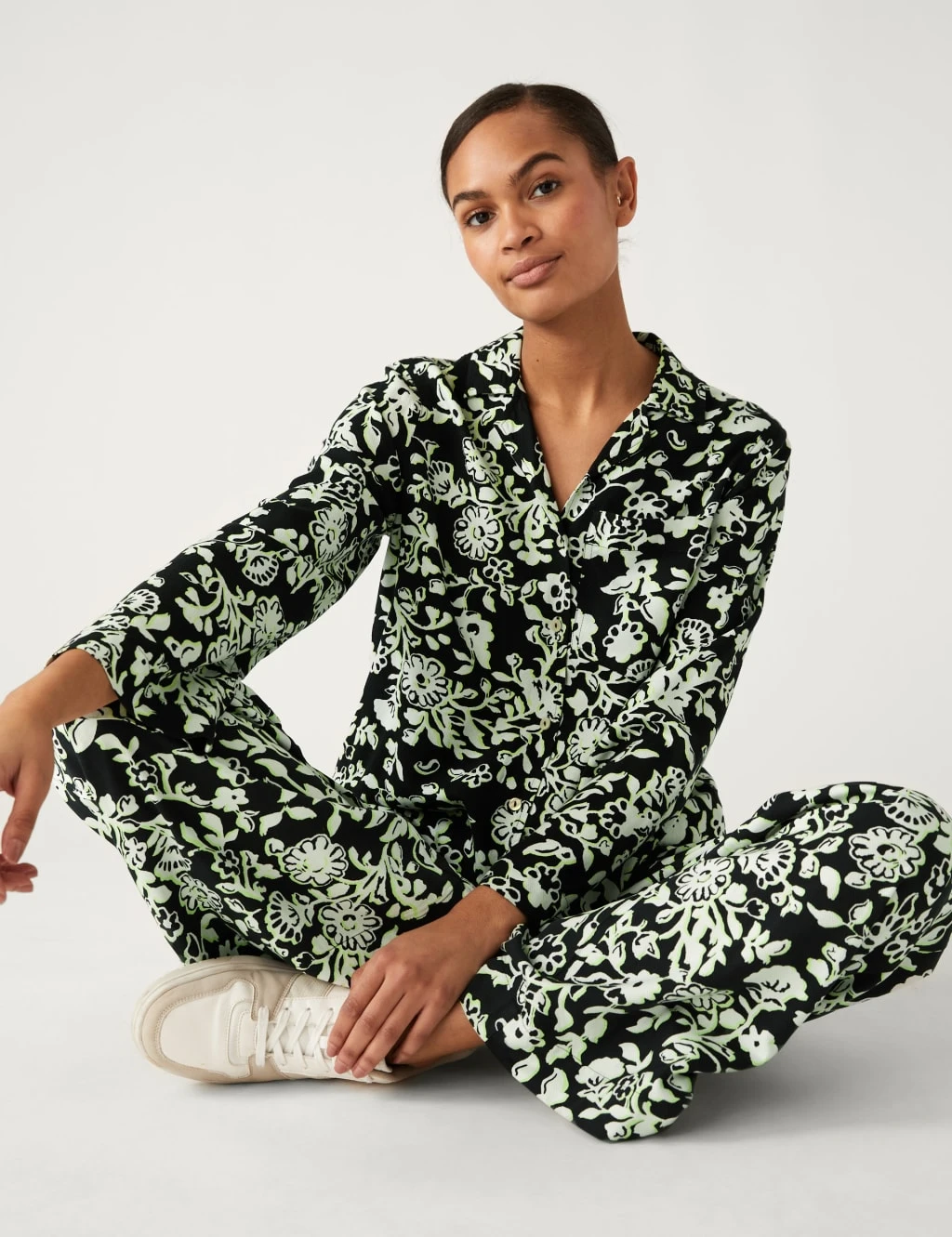 Floral Collared Relaxed Shirt 4 Floral Collared Relaxed Shirt - Image 4