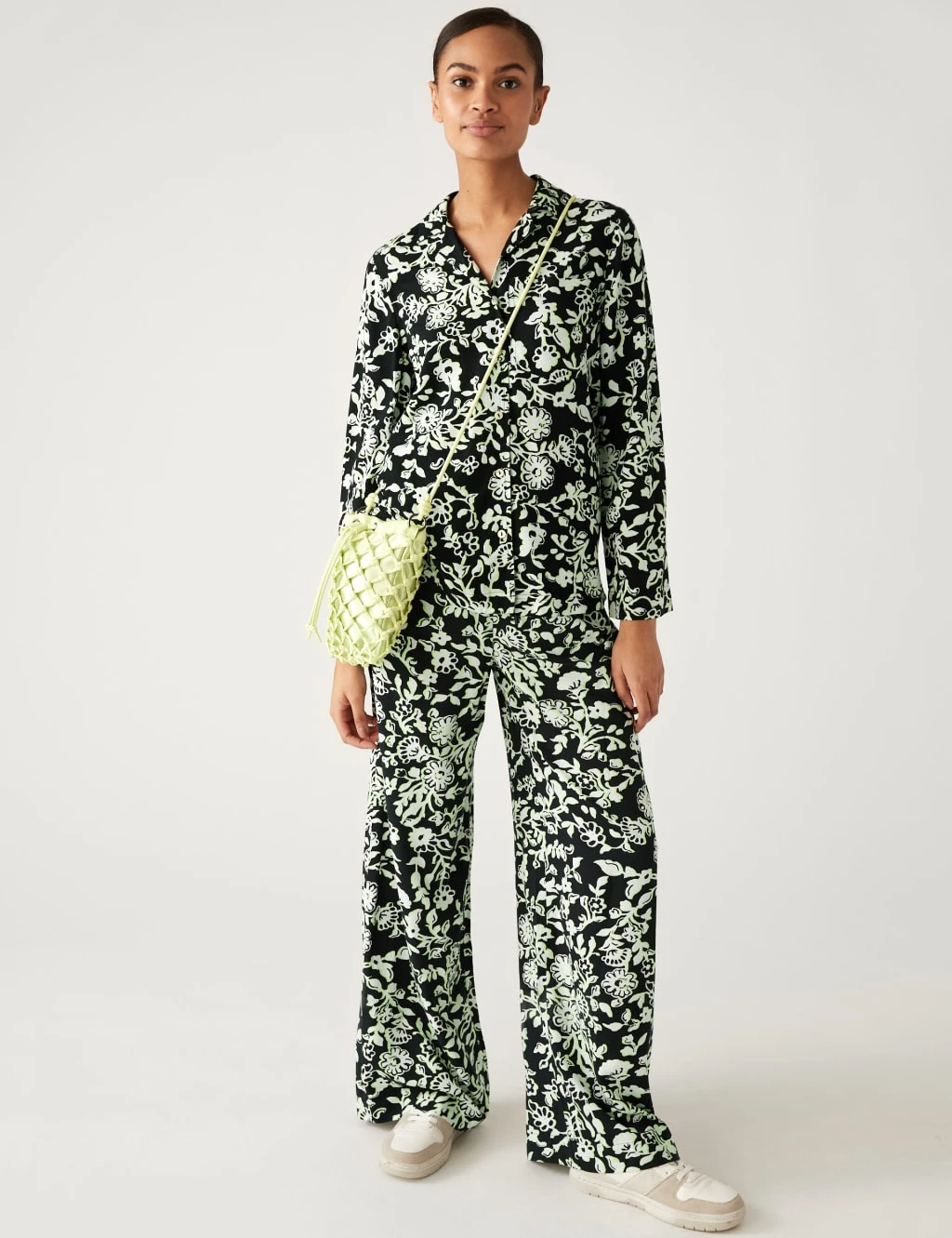 Floral Collared Relaxed Shirt 1 Floral Collared Relaxed Shirt