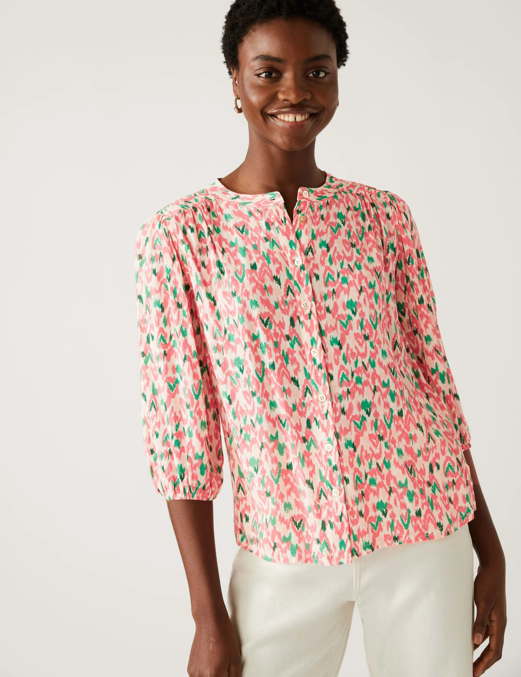 Printed Crew Neck Button Through Blouse 4 Printed Crew Neck Button Through Blouse - Image 4