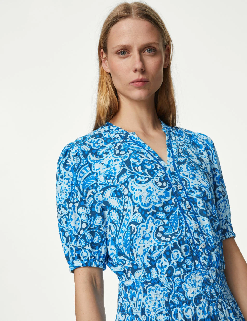 Printed V-Neck Midi Waisted Dress 4 Printed V-Neck Midi Waisted Dress - Image 4