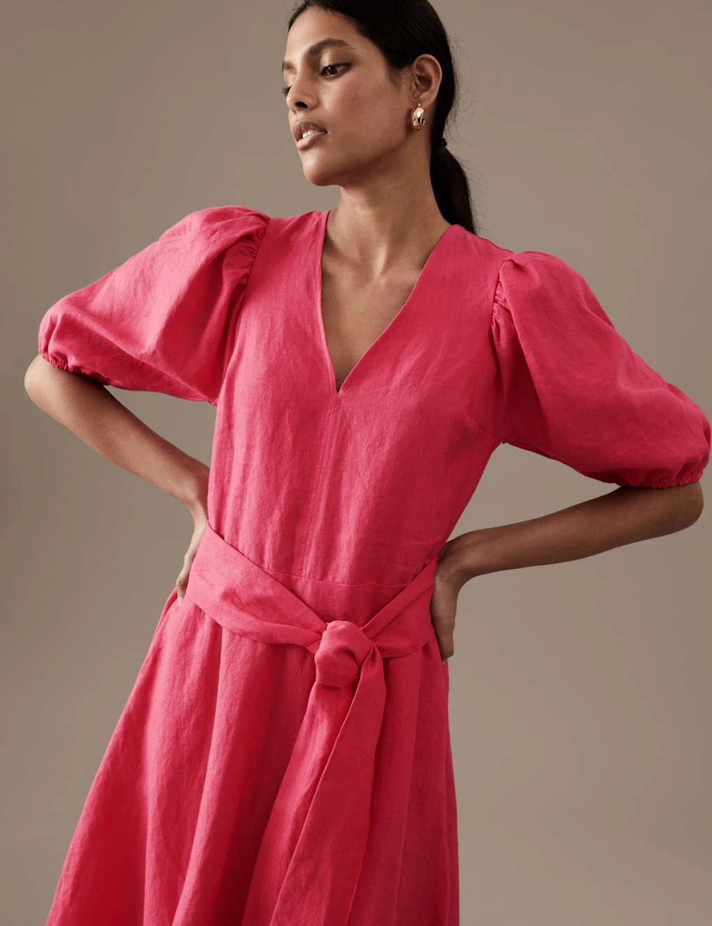 Pure Irish Linen V-Neck Midaxi Waisted Dress 4 Pure Irish Linen V-Neck Midaxi Waisted Dress - Image 4