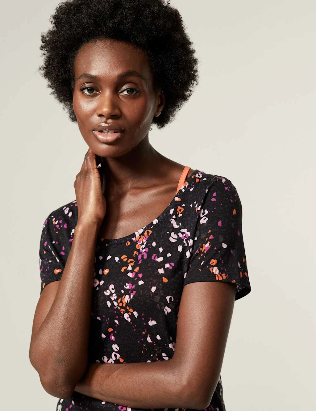 Printed Scoop Neck 2-in-1 T-Shirt 3 Printed Scoop Neck 2-in-1 T-Shirt - Image 3