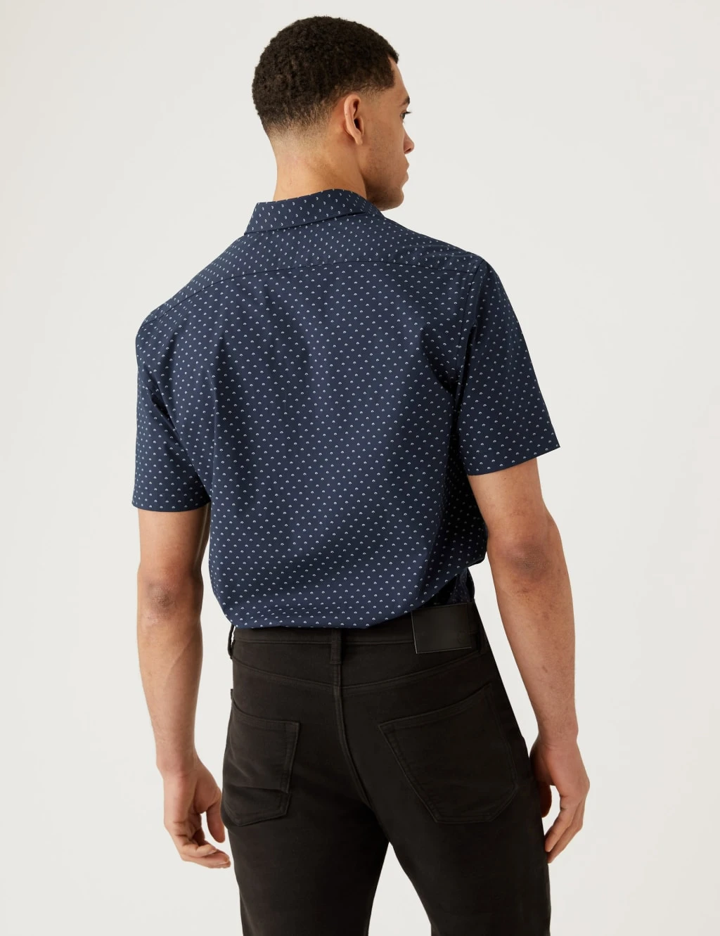 Regular Fit Easy Iron Cotton Rich Shirt 4 Regular Fit Easy Iron Cotton Rich Shirt - Image 4