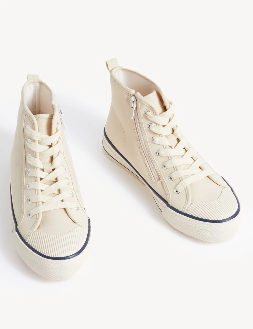 Kids' Canvas Freshfeet™ High Tops (13 Small - 7 Large) 2 Kids' Canvas Freshfeet™ High Tops (13 Small - 7 Large) - Image 2