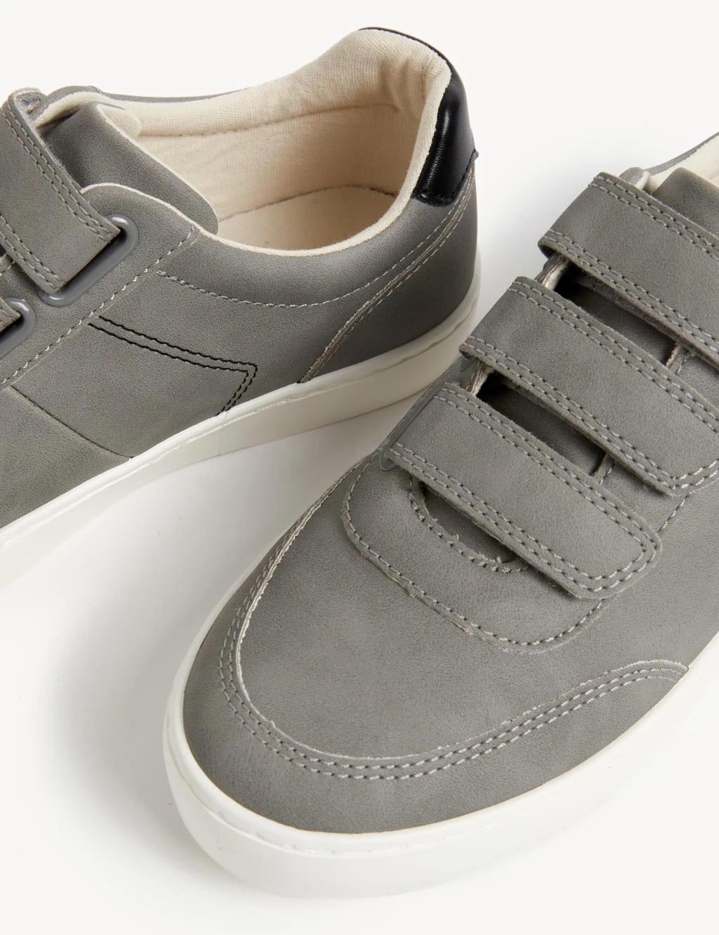 Kids' Freshfeet™ Riptape Trainers (1 Large - 7 Large ) 3 Kids' Freshfeet™ Riptape Trainers (1 Large - 7 Large ) - Image 3