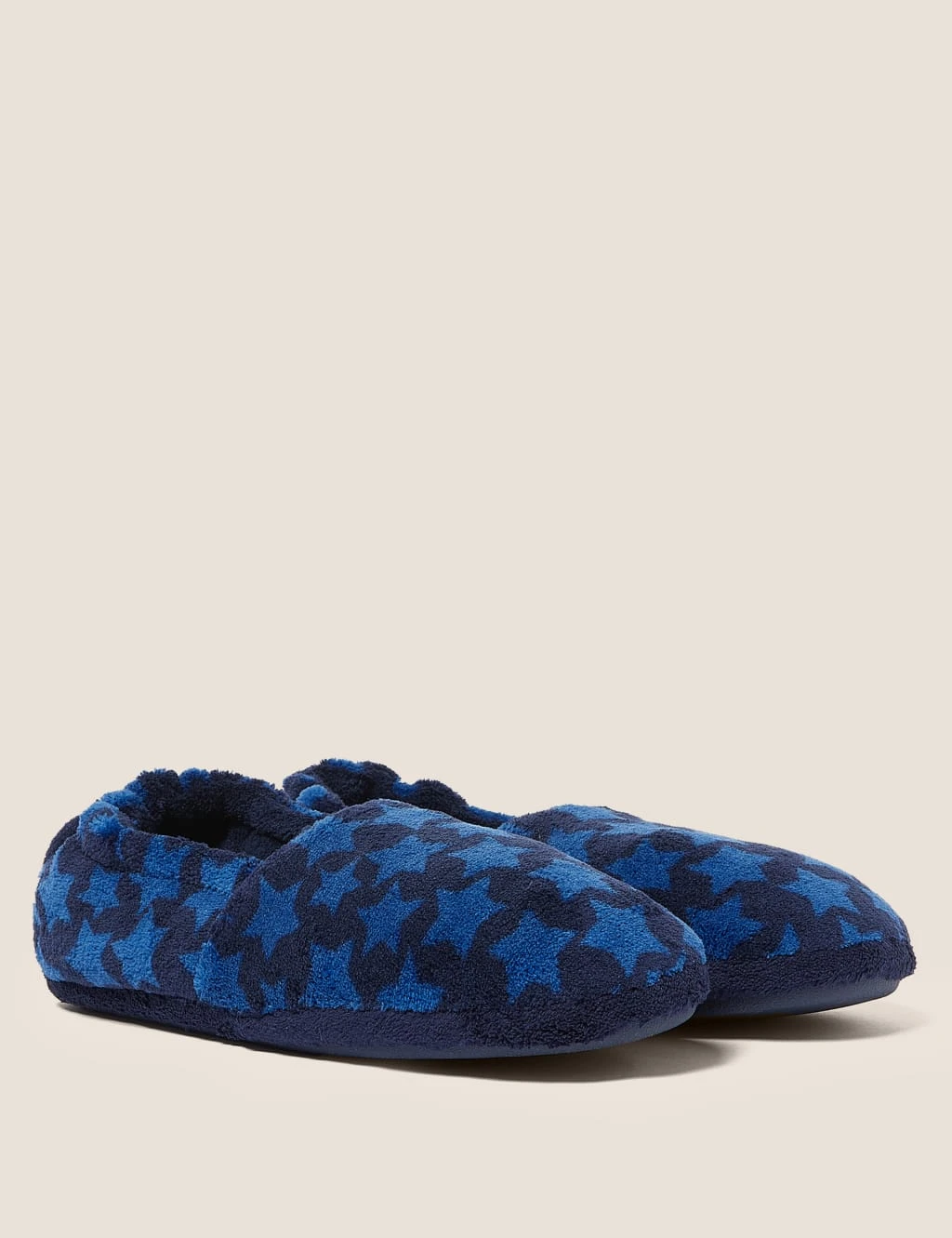 Kids' Star Slippers (13 Small - 7 Large) 2 Kids' Star Slippers (13 Small - 7 Large) - Image 2