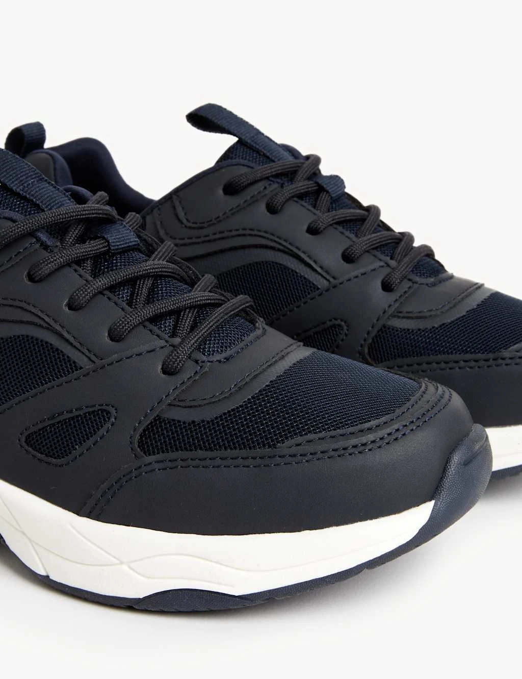 Kids' Freshfeet™ Trainers (13 Small - 7 Large) 3 Kids' Freshfeet™ Trainers (13 Small - 7 Large) - Image 3