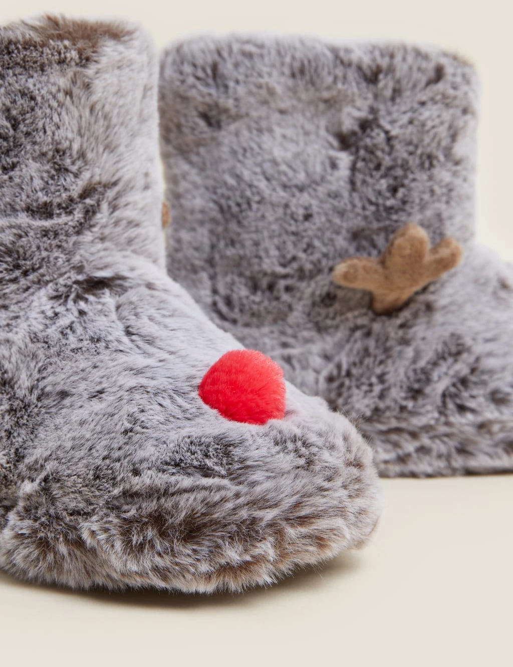 Kids' Reindeer Slipper Boots (4 Small - 6 Large) 3 Kids' Reindeer Slipper Boots (4 Small - 6 Large) - Image 3