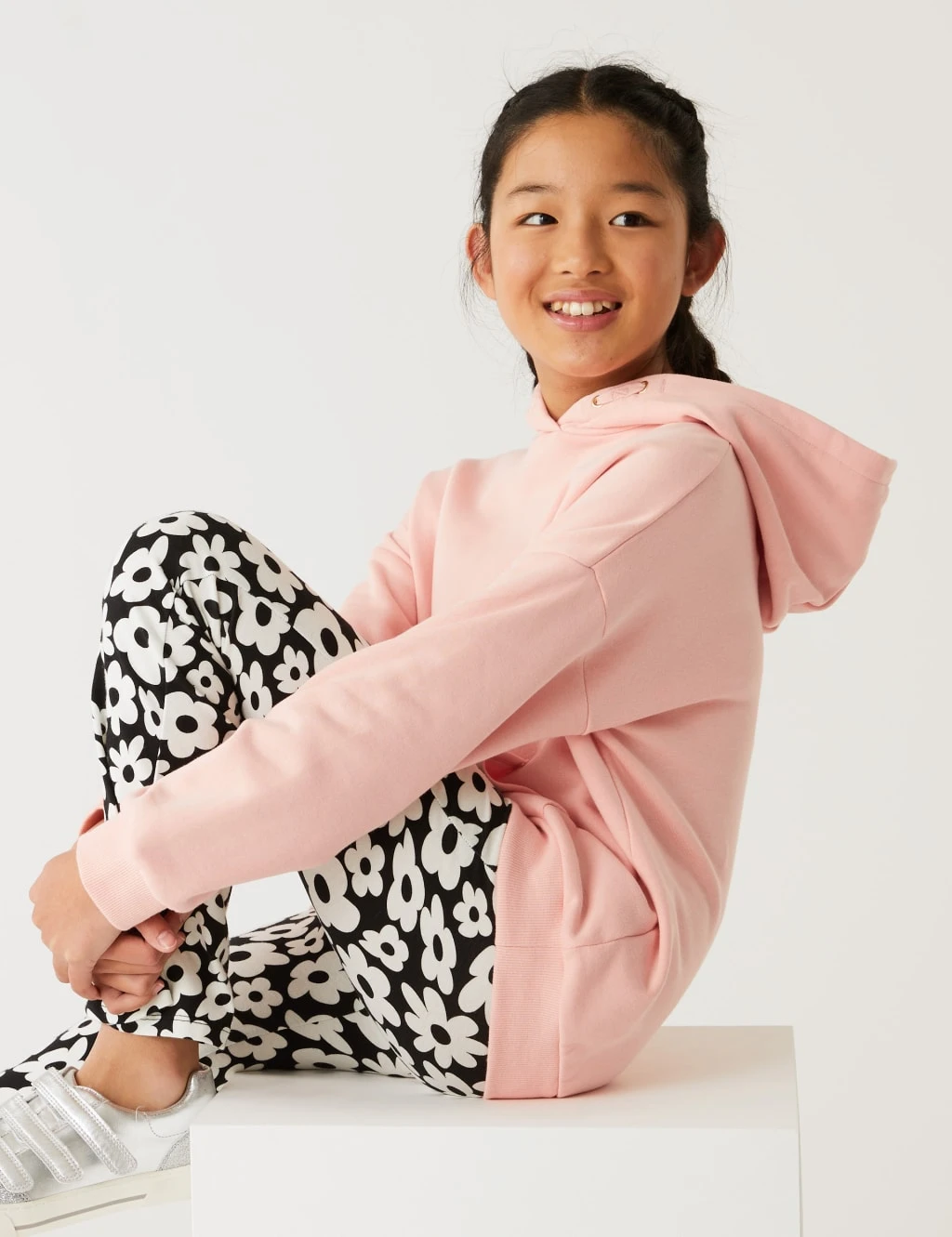 Cotton Rich Hoodie (6-16 Yrs) 3 Cotton Rich Hoodie (6-16 Yrs) - Image 3