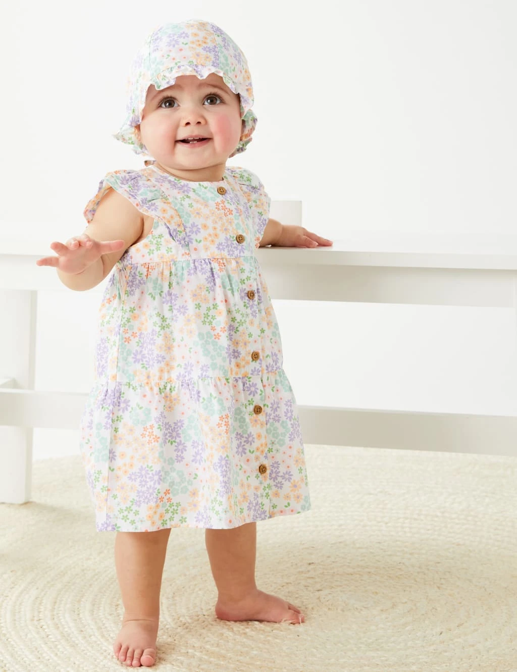 2pc Pure Cotton Floral Outfit (0-3 Yrs) 7 2pc Pure Cotton Floral Outfit (0-3 Yrs) - Image 7