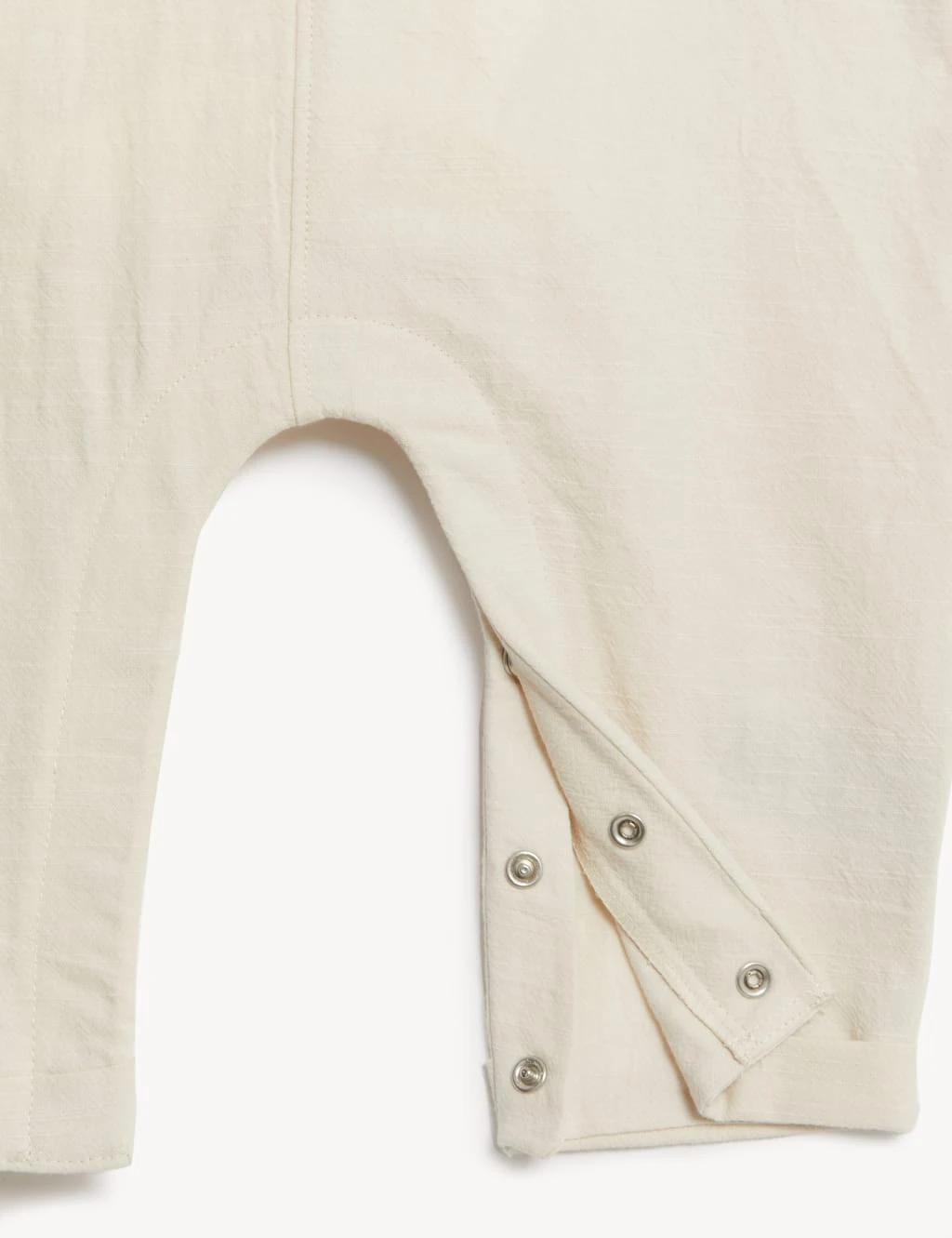 2pc Cotton Blend Dungarees Outfit (0-3 Yrs) 6 2pc Cotton Blend Dungarees Outfit (0-3 Yrs) - Image 6