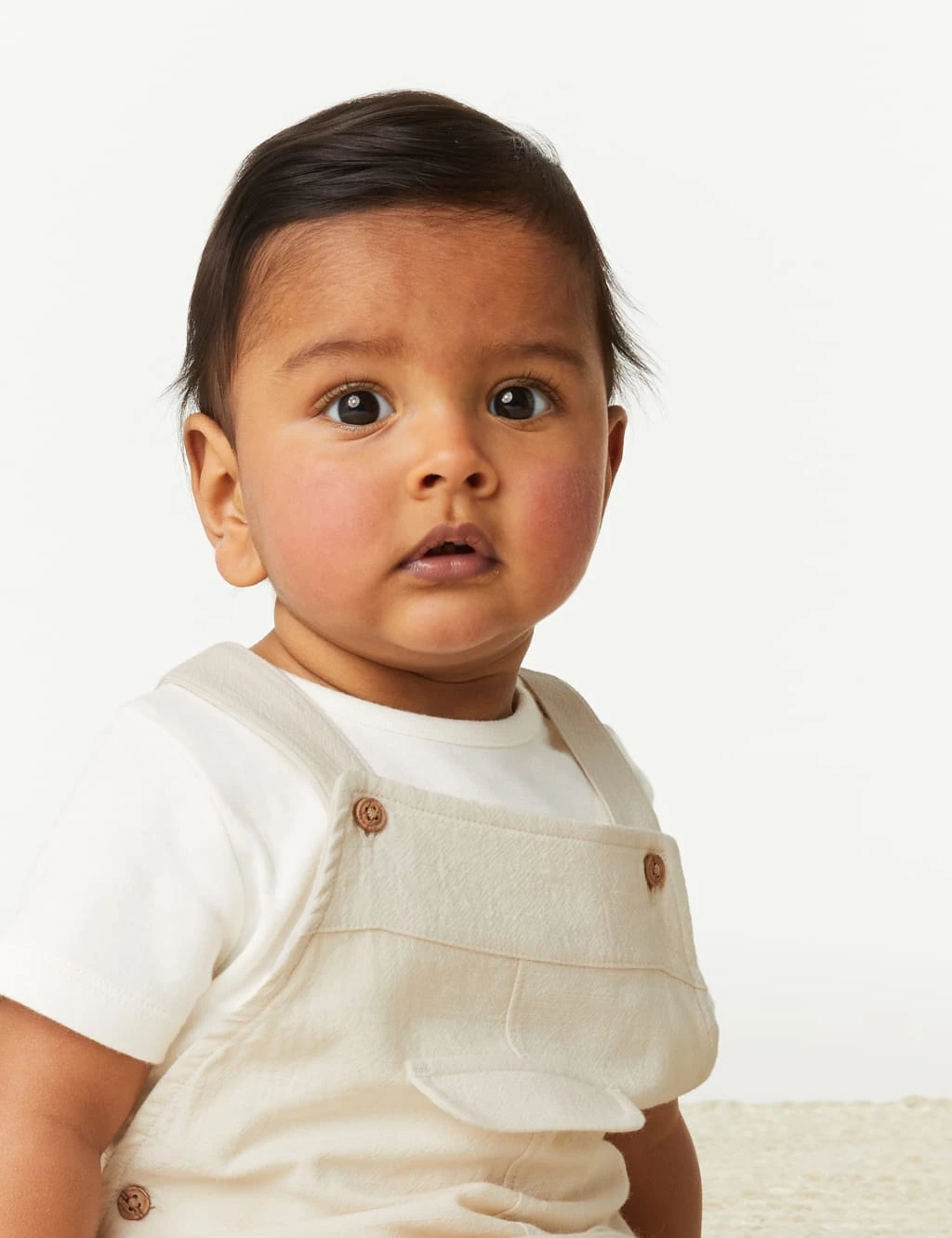 2pc Cotton Blend Dungarees Outfit (0-3 Yrs) 8 2pc Cotton Blend Dungarees Outfit (0-3 Yrs) - Image 8