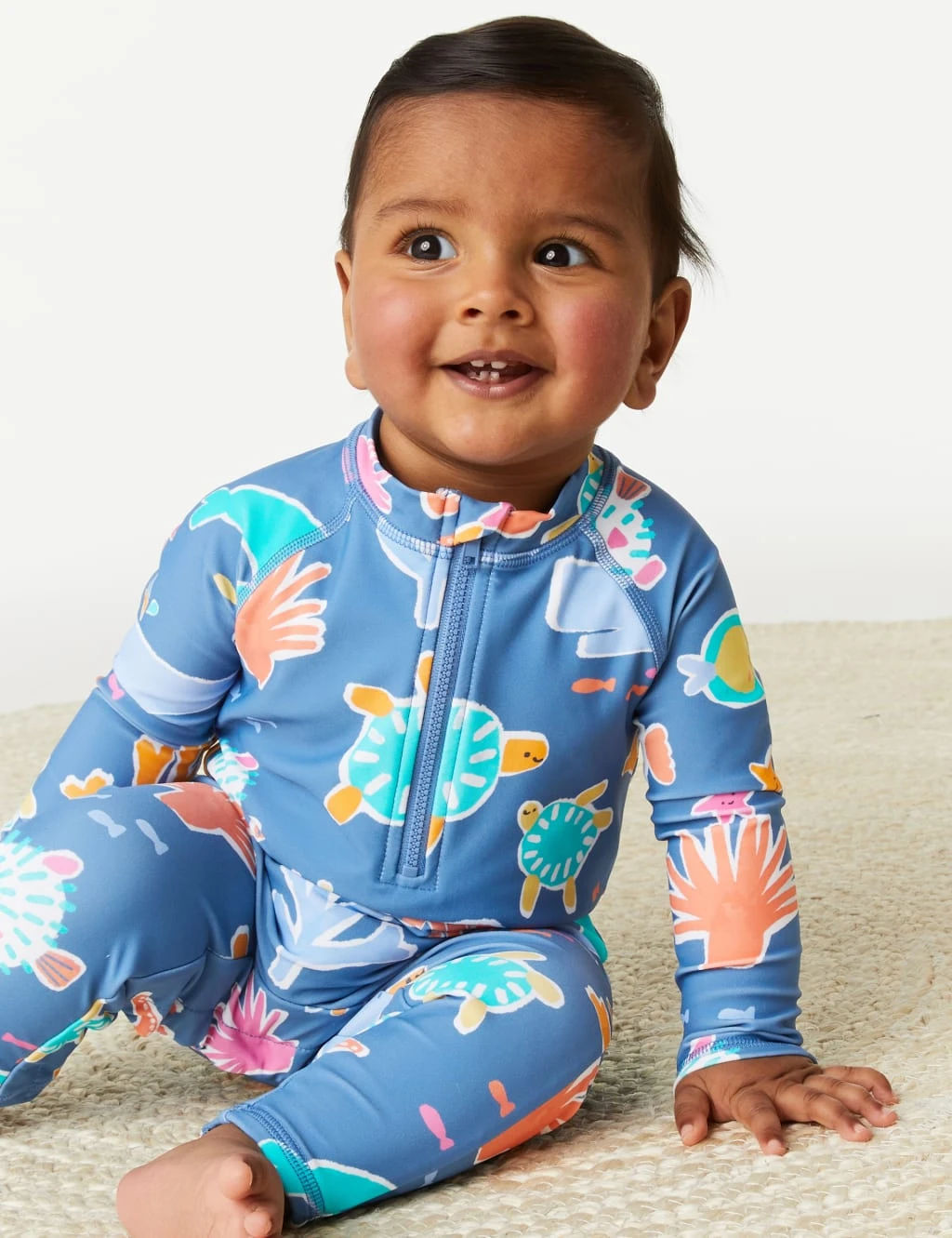 2pc Sealife Swimsuit & Hat Set (0-3 Yrs) 1 2pc Sealife Swimsuit & Hat Set (0-3 Yrs)