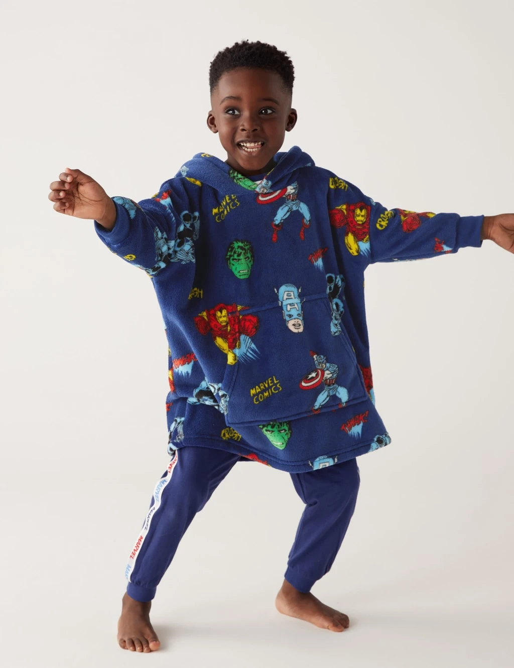 Fleece Marvel™ Oversized Hoodie (3-8 Yrs) 1 Fleece Marvel™ Oversized Hoodie (3-8 Yrs)