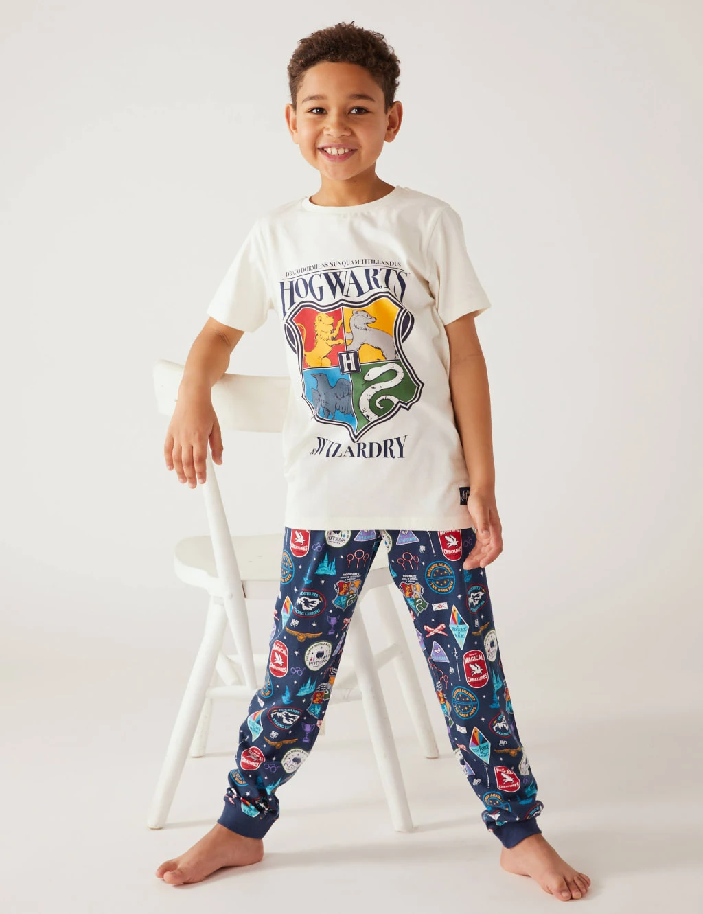 Harry Potter™ Hogwarts Pyjamas (6-16 Yrs) 1 Harry Potter™ Hogwarts Pyjamas (6-16 Yrs)