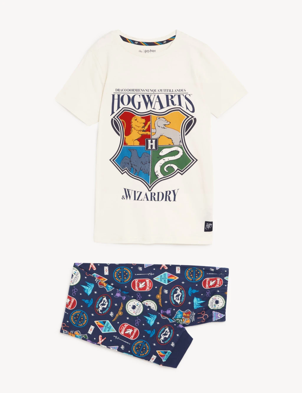 Harry Potter™ Hogwarts Pyjamas (6-16 Yrs) 2 Harry Potter™ Hogwarts Pyjamas (6-16 Yrs) - Image 2