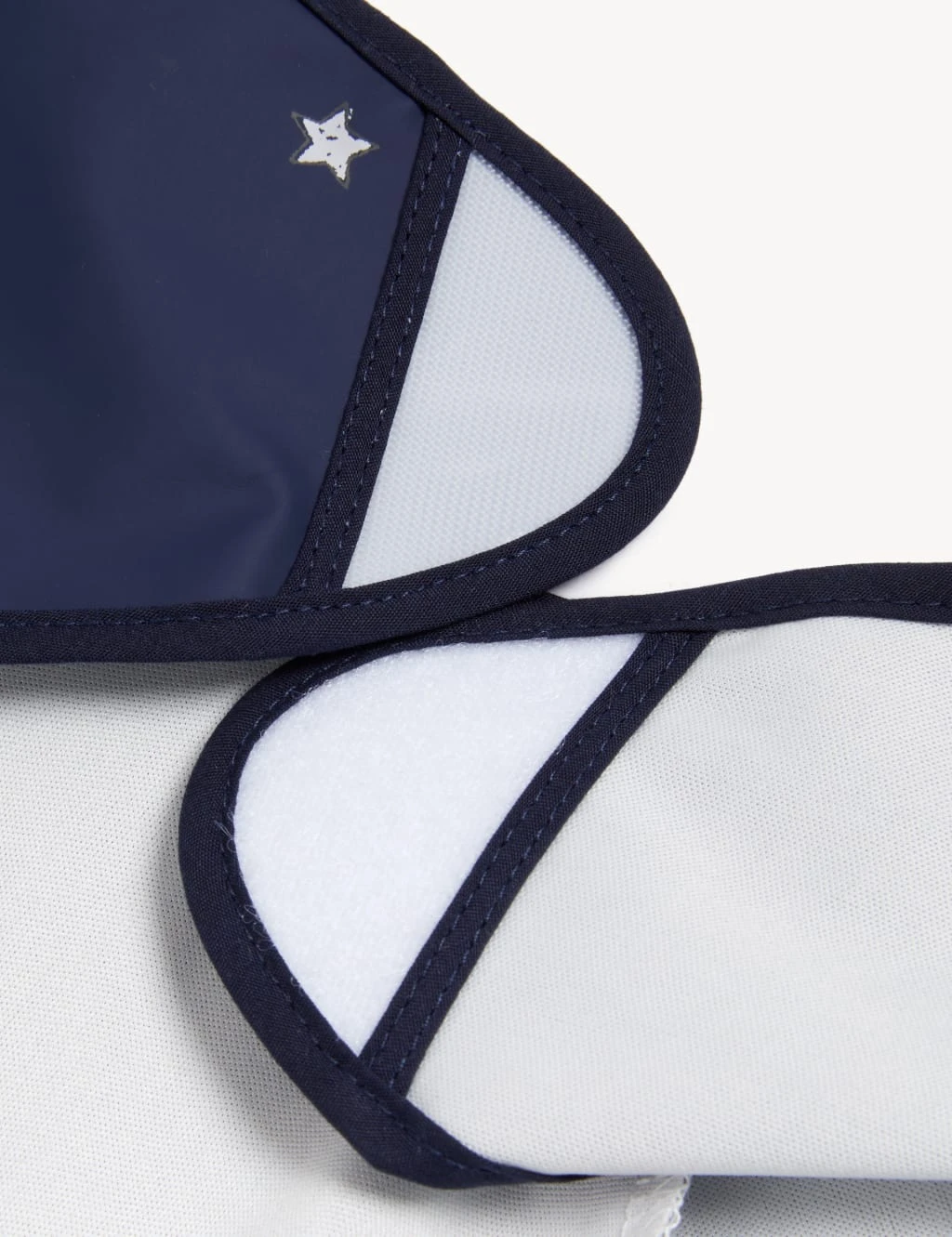 Stars Dribble Bib (6 Mths - 3 Yrs) 3 Stars Dribble Bib (6 Mths - 3 Yrs) - Image 3