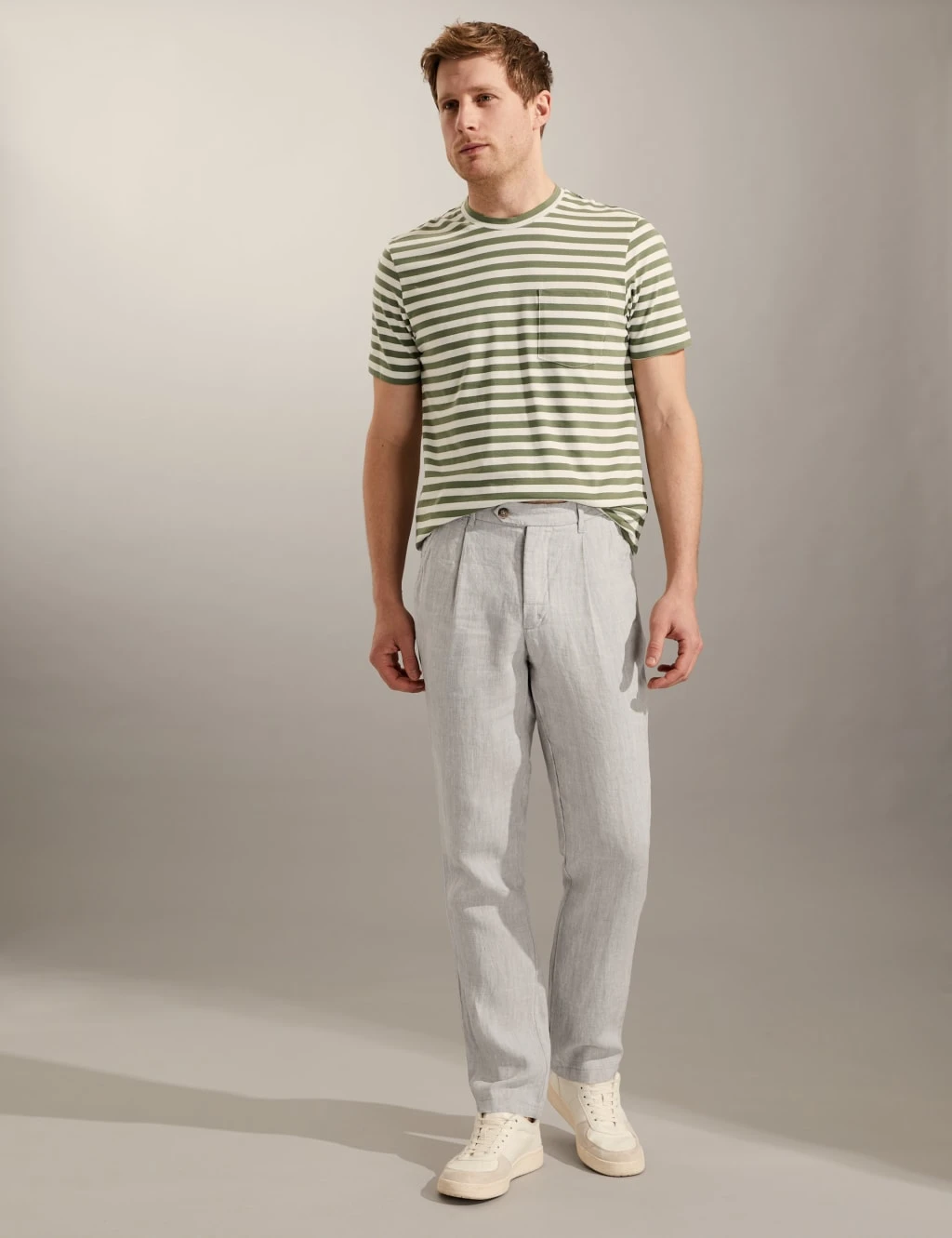 Jaeger Tapered Fit Pure Linen Single Pleat Trousers 1 Jaeger Tapered Fit Pure Linen Single Pleat Trousers