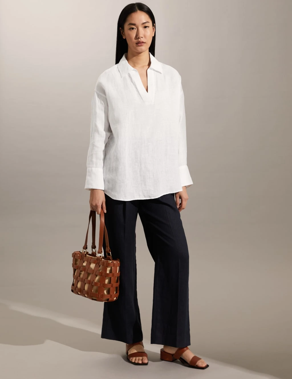 Jaeger Pure Linen V-Neck Popover Blouse 3 Jaeger Pure Linen V-Neck Popover Blouse - Image 3