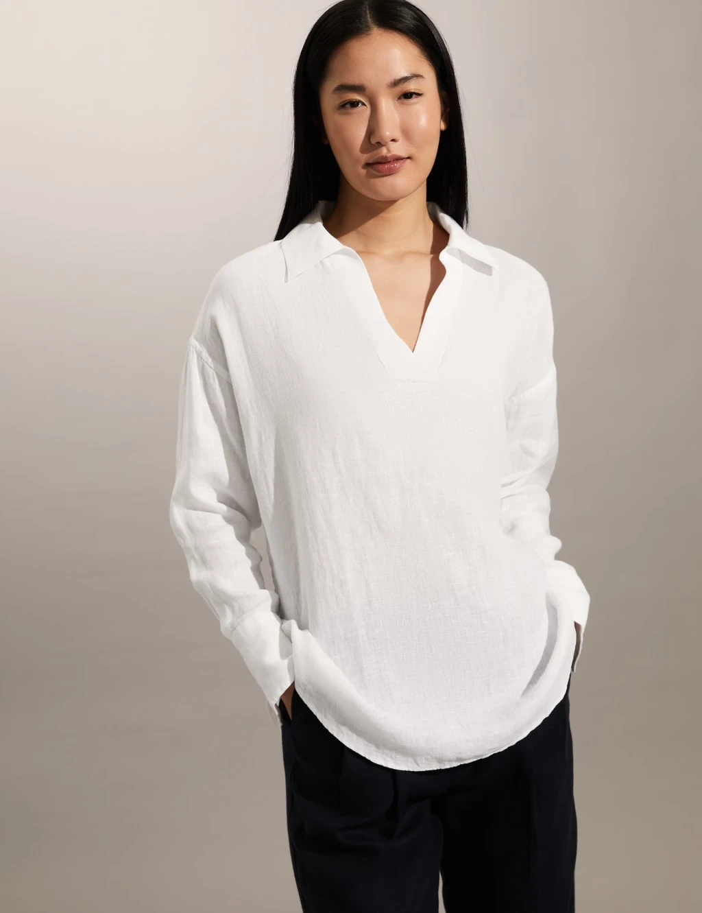Jaeger Pure Linen V-Neck Popover Blouse 5 Jaeger Pure Linen V-Neck Popover Blouse - Image 5