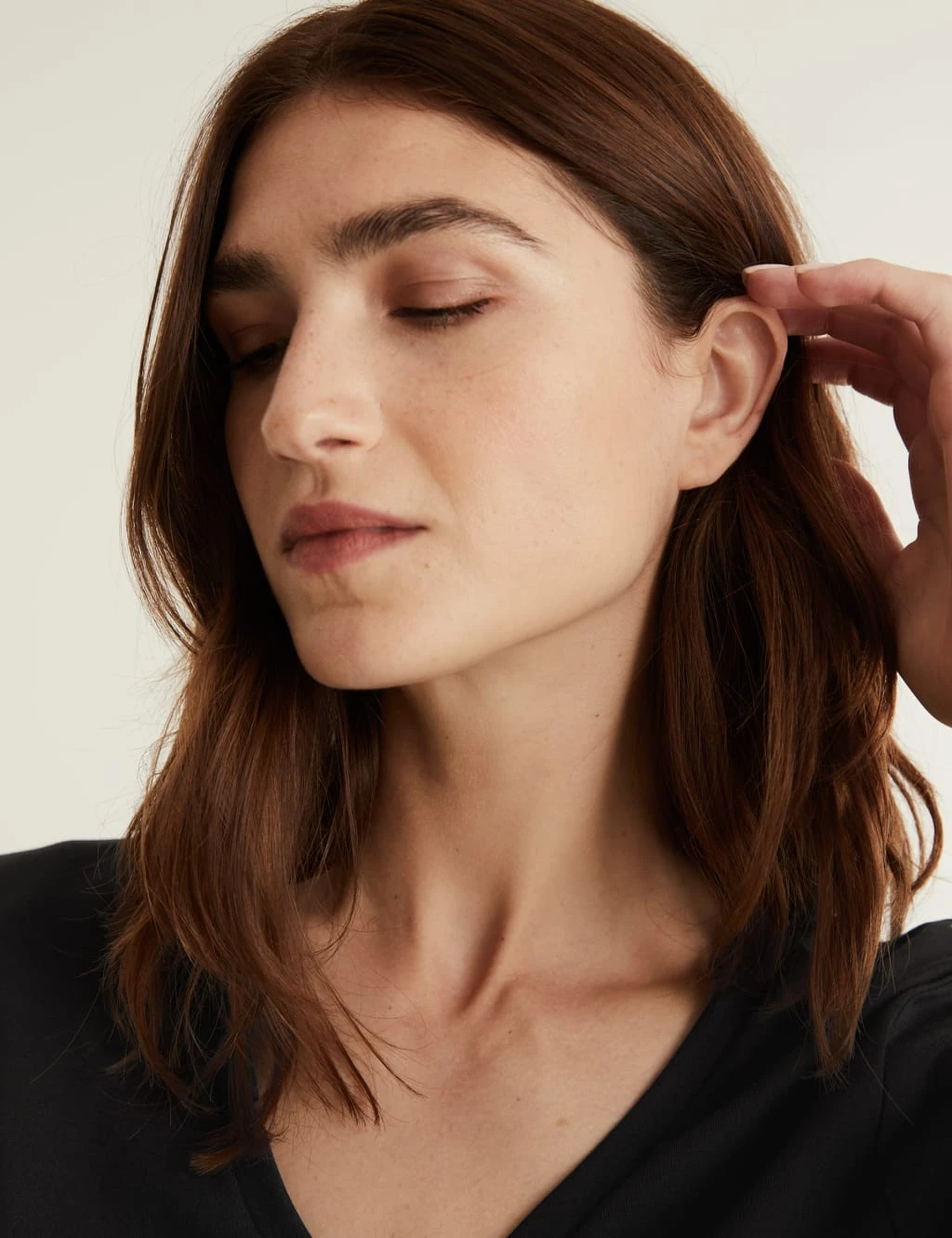 Jaeger Pure Cotton V-Neck T-Shirt 6 Jaeger Pure Cotton V-Neck T-Shirt - Image 6