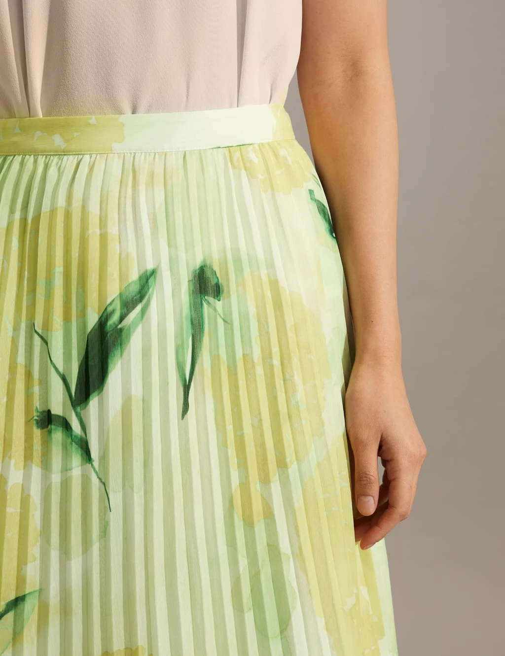 Jaeger Floral Pleated Midi Skirt 5 Jaeger Floral Pleated Midi Skirt - Image 5