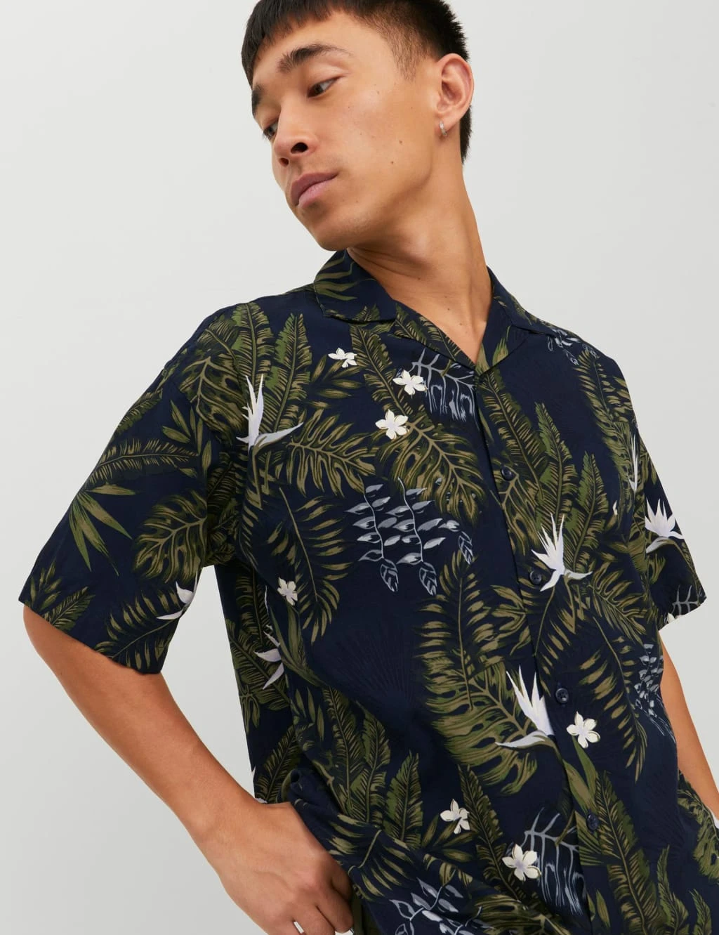 Jack & Jones Cotton Rich Leaf Print Oxford Shirt 4 Jack & Jones Cotton Rich Leaf Print Oxford Shirt - Image 4