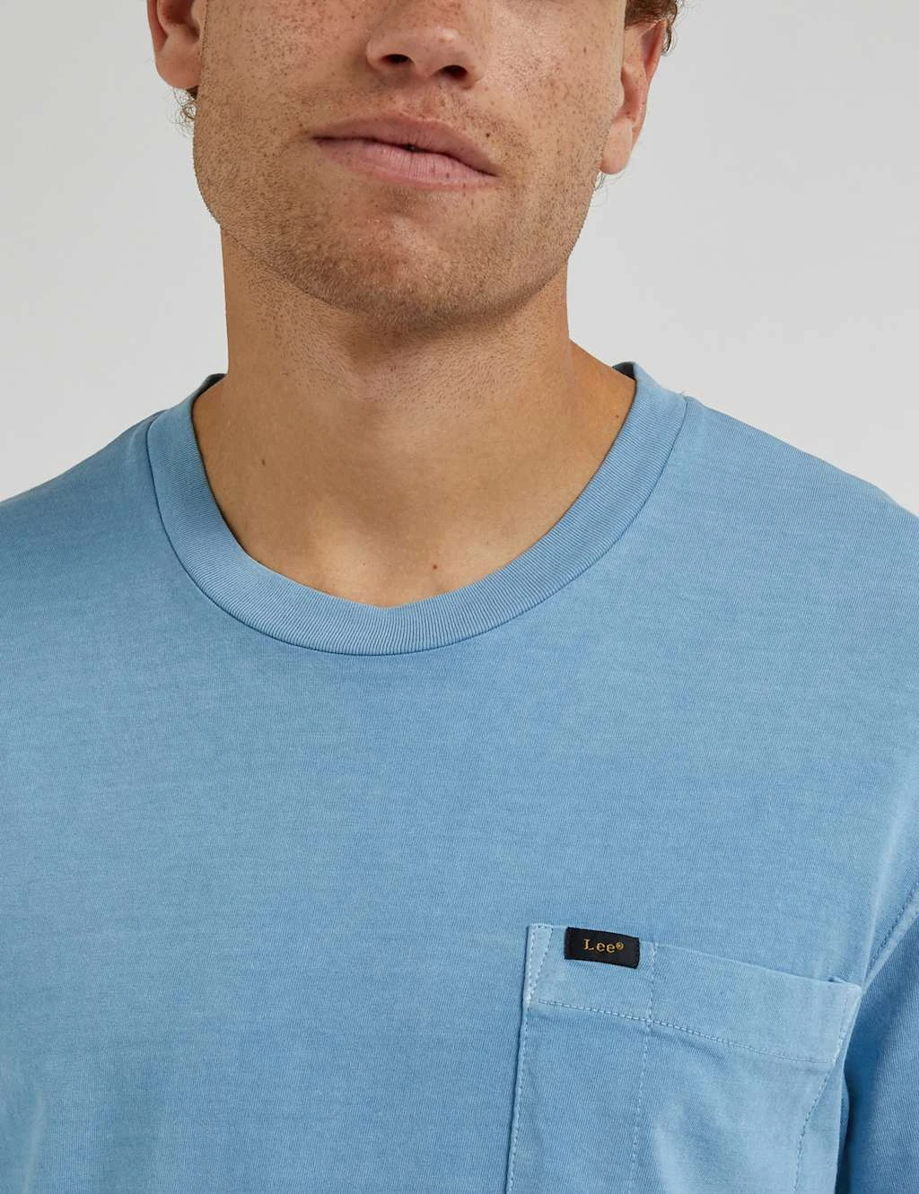 Lee Relaxed Fit Pure Cotton Crew Neck T-Shirt 4 Lee Relaxed Fit Pure Cotton Crew Neck T-Shirt - Image 4