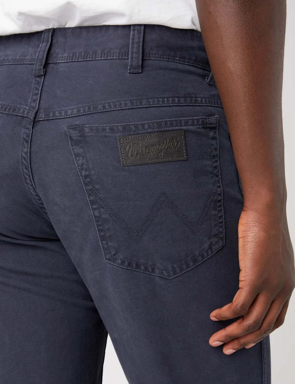 Wrangler Straight Fit Pure Cotton Authentic Jeans 5 Wrangler Straight Fit Pure Cotton Authentic Jeans - Image 5