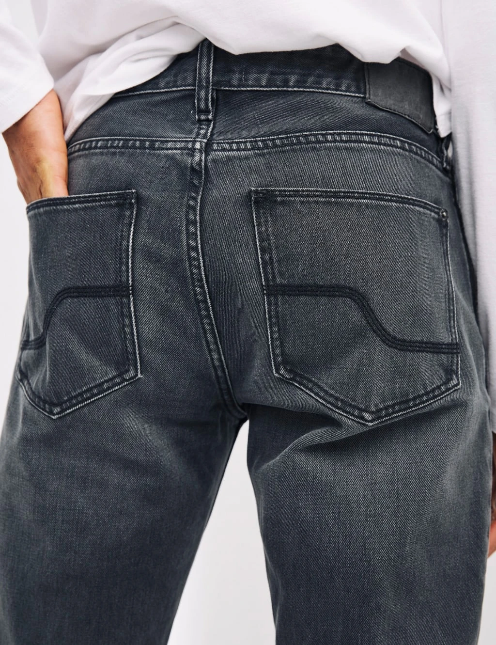 Regular Fit Vintage Wash Jeans 3 Regular Fit Vintage Wash Jeans - Image 3