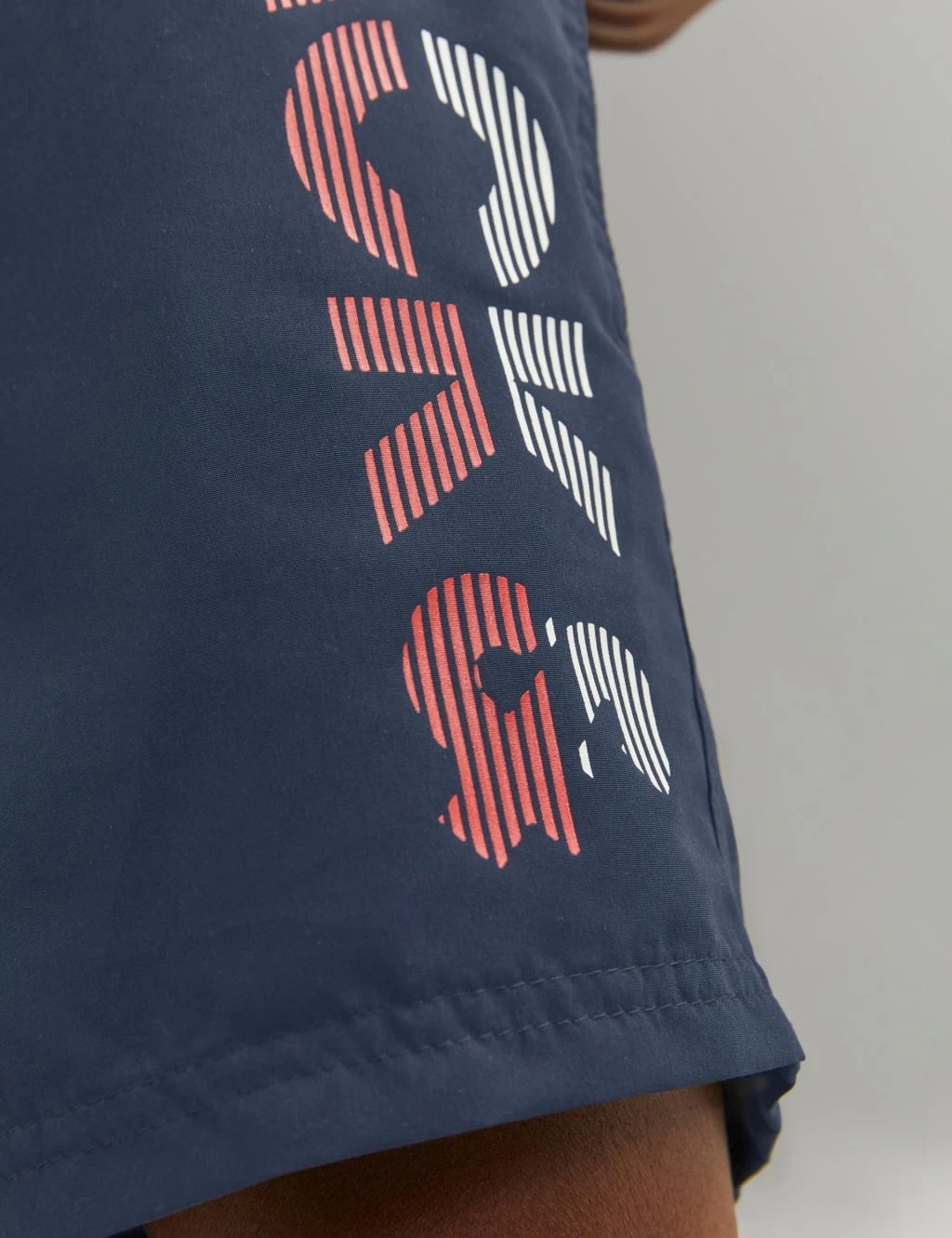 Jack & Jones Junior Logo Swim Shorts (8-16 Yrs) 4 Jack & Jones Junior Logo Swim Shorts (8-16 Yrs) - Image 4