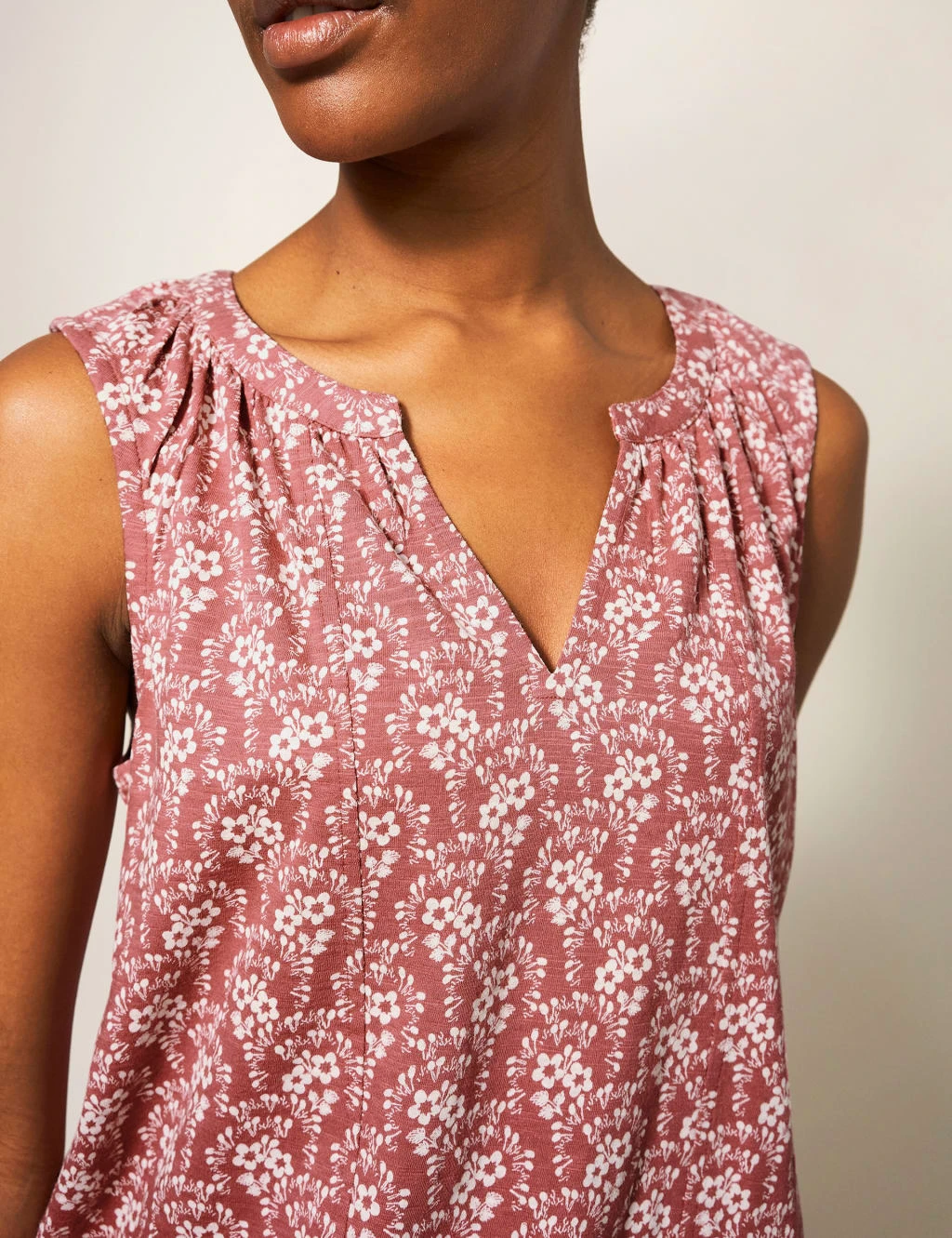 WHITE STUFF Pure Cotton Floral Tie Front Vest Top 5 WHITE STUFF Pure Cotton Floral Tie Front Vest Top - Image 5