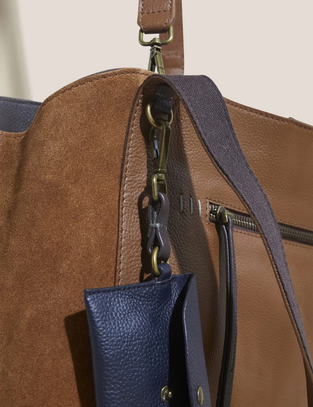 WHITE STUFF Leather Tote Bag 2 WHITE STUFF Leather Tote Bag - Image 2