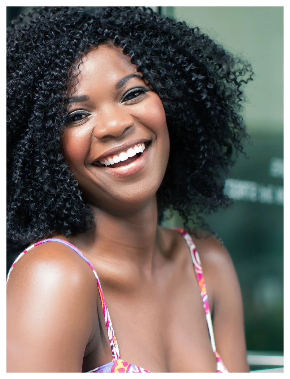 smile, happy, people, fun, young, nature, woman, happiness, girl, smiling, portrait, female, person, cheerful, face, summer, lifestyle, looking, black woman, fashion, attractive, model, glamour, african, posing, black people